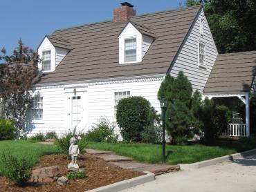 A photo of the Cape Cod style Kelley House in Loveland